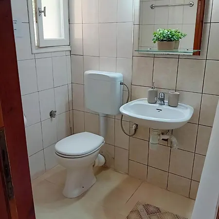 Neanthis Home Lägenhet